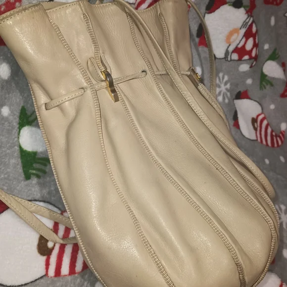 💕VINTAGE RARE BALLOON GUCCI BAG💕 - Picture 8 of 8